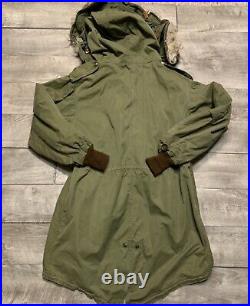 1970's Vietnam War Fishtail Army M65 Military Field Coat Jacket Vintage Medium