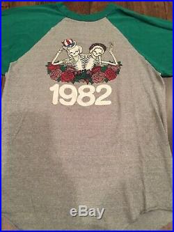 GRATEFUL DEAD Vintage 1982 Tour Concert T-Shirt Jersey BEAUTIFUL! ORIGINAL M-L