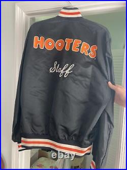VINTAGE 80's Hooters Staff Embroidered Employee Varsity Jacket Men's Size XL