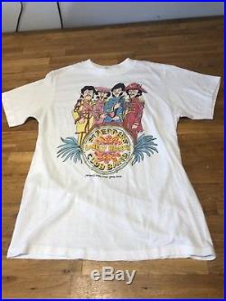 Vintage 1987 Beatles Sgt. Peppers Lonely Hearts Tour T Shirt L