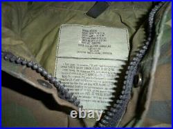 Vtg US Army Camo Parka Cold Weather Jacket Shirt Military Clothes Uniform Medium